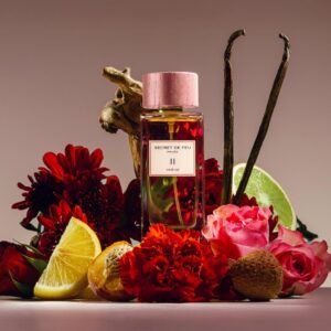 Secret de Feu II among red flowers